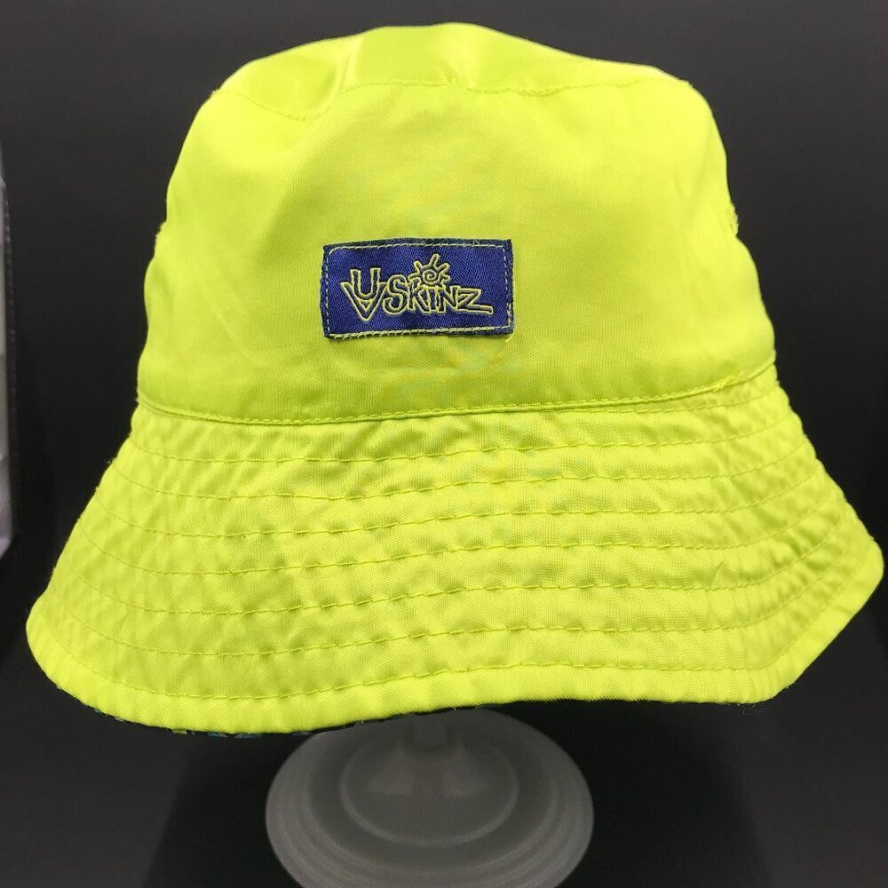 UV Skinz reversible beach bucket hat for kids. Size 5. Yellow and blue